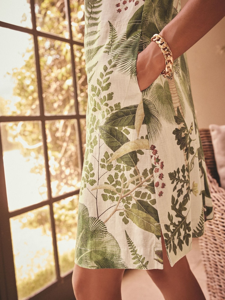 Kew Collection בצבע שמנת וירוק עם הדפס דקל פרחוני - Scoop Back Mini Shift Dress With Linen - Image 5 of 8