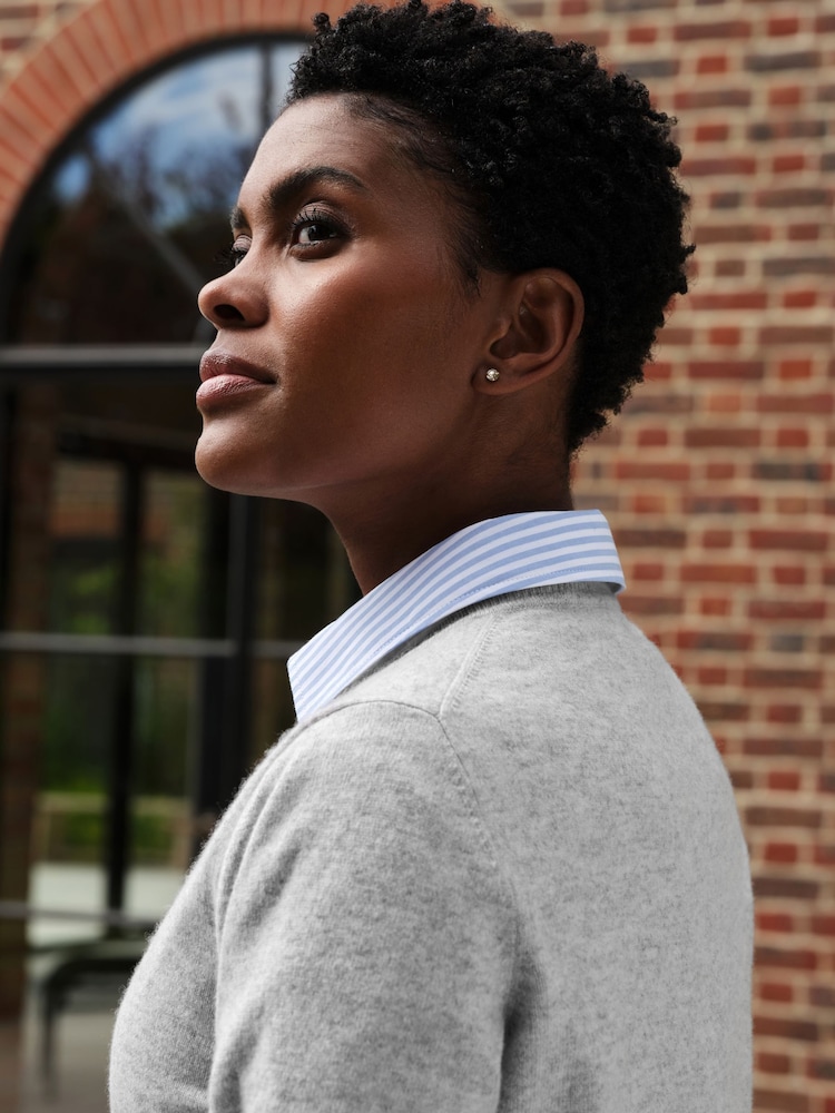 Pure Collection Cashmere V-Neck Jumper - Image 3 of 3