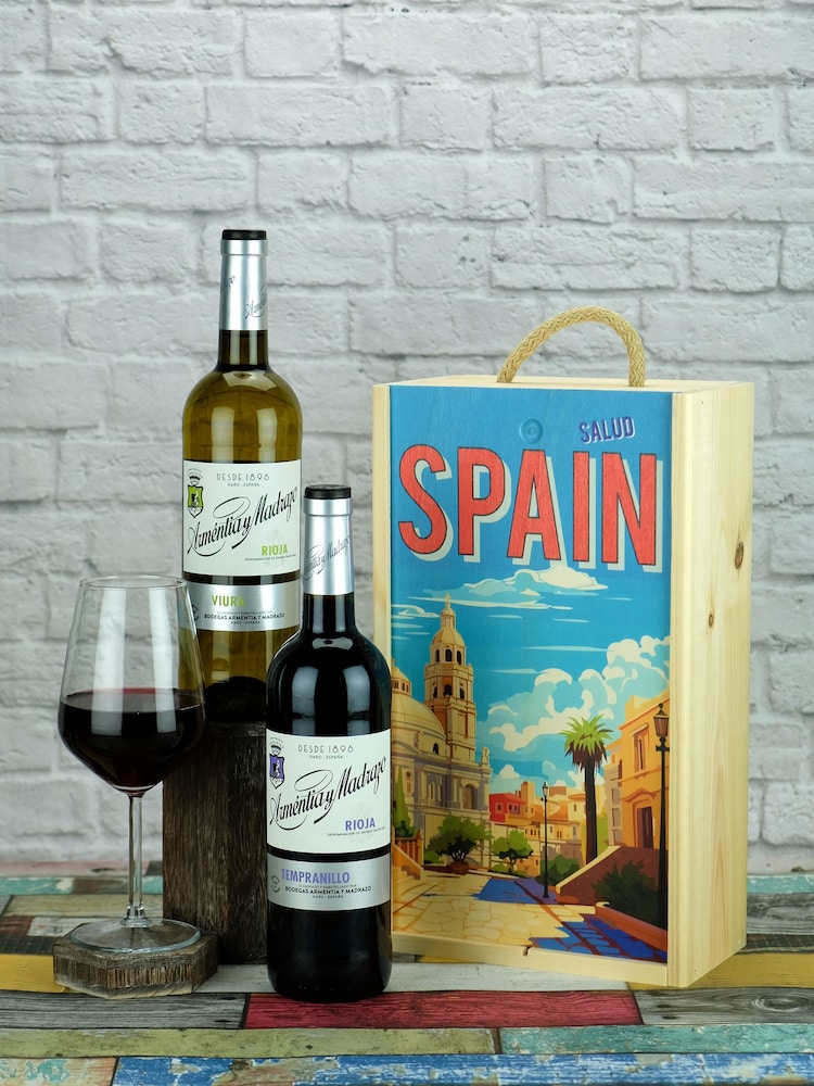 Le Bon Vin Spanish Rioja Wines 2 Bottle Wooden Gift Box - Image 1 of 1
