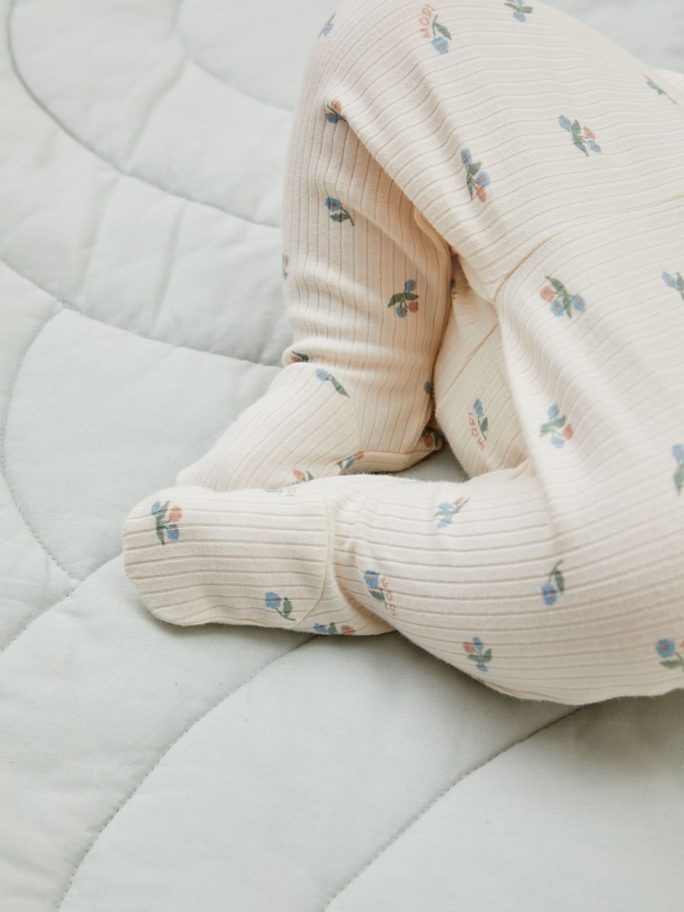 MORI Cream Floral Organic Cotton and Bamboo Top and Leggings Gift Set - Image 2 of 3
