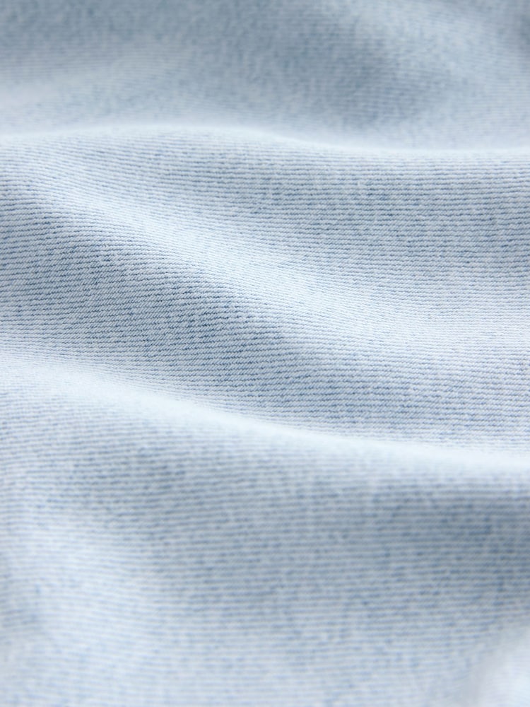Azul blanqueado - Vestido camisero de denim a media pierna - Imagen 3 de 3 Azul blanqueado - Vestido camisero de denim a media pierna - Imagen 3 de 3