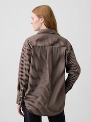 Rayas marrón - Camisa grande de popelina de Gap - Imagen 2 de 4