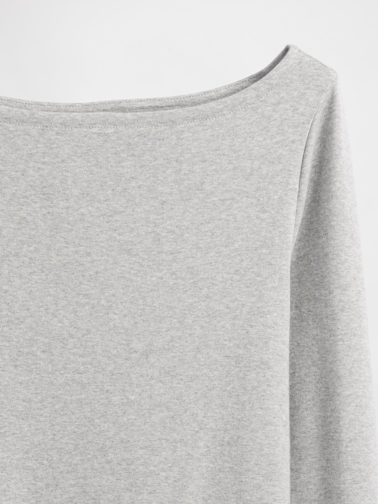 Gap Grey Modern Boatneck Long Sleeve T-Shirt - Image 4 of 4 Gap Grey Modern Boatneck Long Sleeve T-Shirt - Image 4 of 4