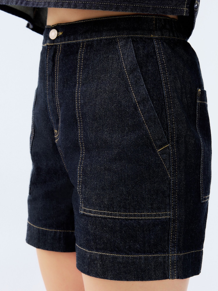Délavage bleu - Short utilitaire léger en coton 100% Denim - Image 3 of 4