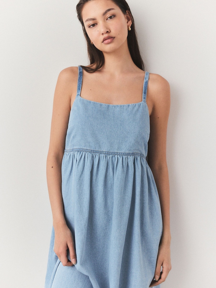 Azul medio - Vestido midi vaquero de tirantes de algodón 100 % - Imagen 4 de 4 Azul medio - Vestido midi vaquero de tirantes de algodón 100 % - Imagen 4 de 4