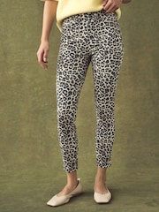 Leopard - Cropped Leggings aus Denim-Jersey - Image 2 of 7