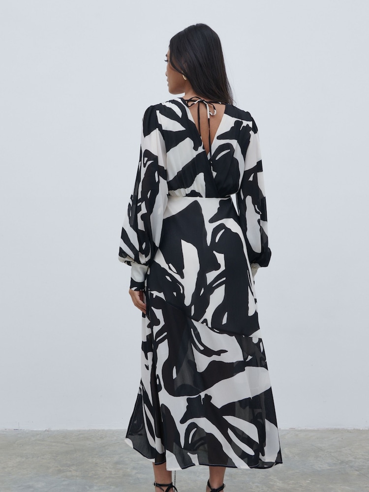 Pretty Lavish Black and White Lilianna Balloon Sleeve Printed Dress - Image 4 of 4