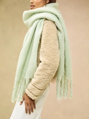 Lipsy Green Oversized Supersoft Brushed Scarf - Image 4 of 4