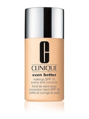Clinique Even Better Makeup SPF15 - Image 1 of 2
