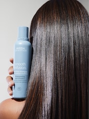 Aveda Smooth Infusion Anti Frizz Shampoo 250ml - Image 2 of 2