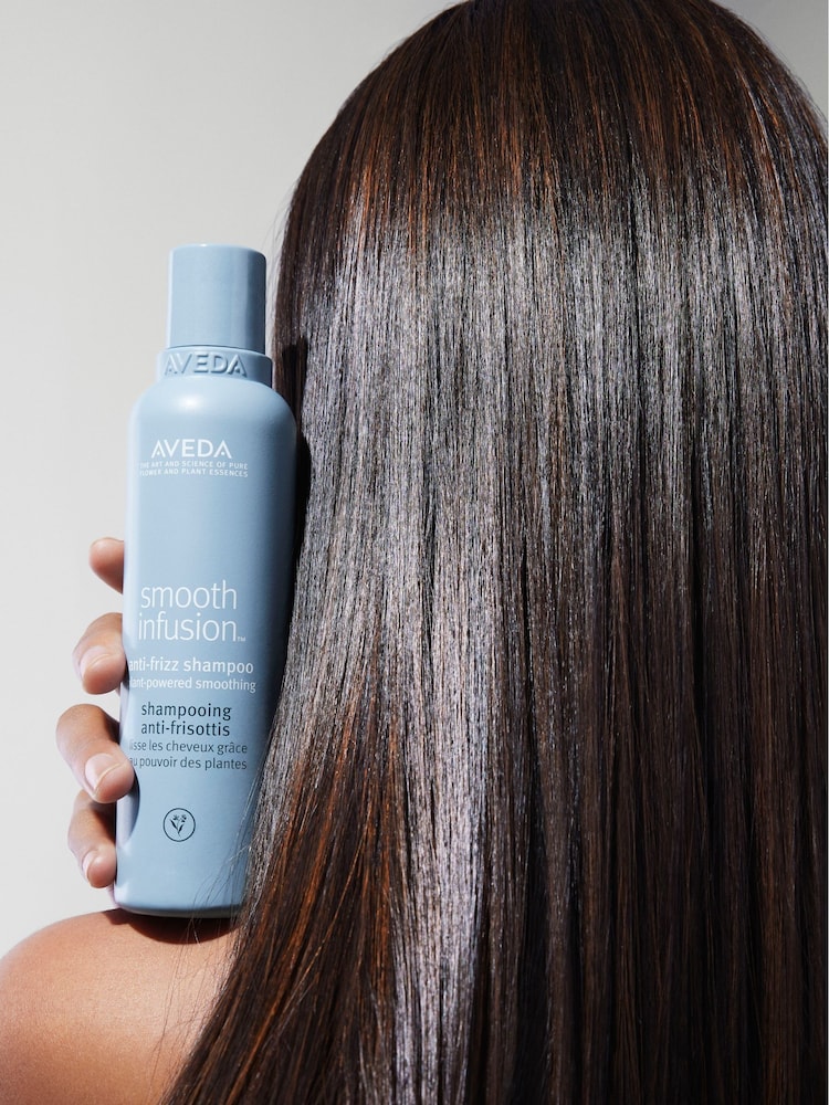 Aveda Smooth Infusion Anti Frizz Shampoo 250ml - Image 2 of 2