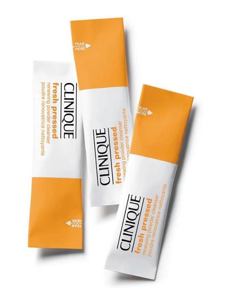 Clinique Fresh Pressed Renewing Powder Cleanser with Pure Vitamin C, 28 x 0.5g Sachets - Image 1 of 8
