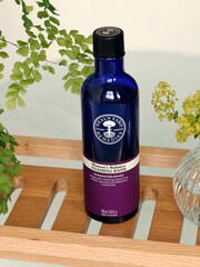 Neals Yard Remedies Womens Balance Foaming Bath 200ml - Image 4 of 4