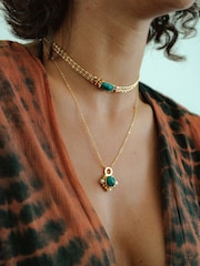Ottoman Hands Gold Esther Emerald and Pearl Pendant Necklace - Image 2 of 3