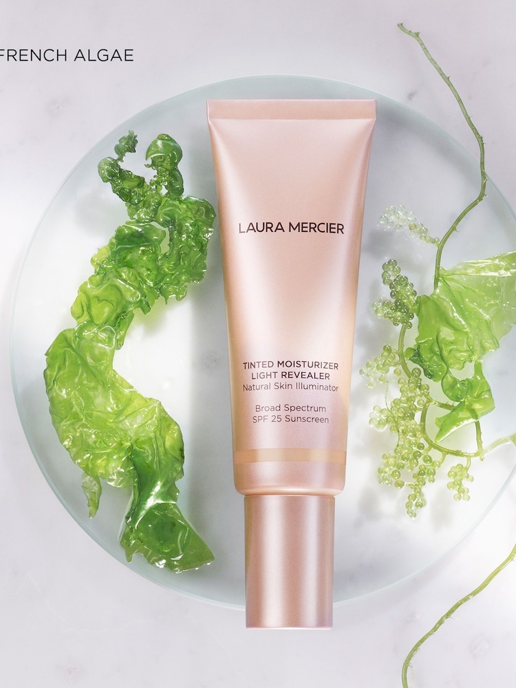 Laura Mercier Tinted Moisturiser Light Revealer - Image 2 of 5