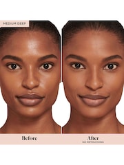 Laura Mercier Translucent Loose Setting Powder - Image 3 of 5