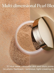 Laura Mercier Translucent Light Catcher Loose Setting Powder - Image 3 of 5