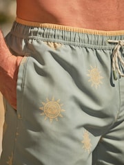 Green Sun Print - FatFace Swim Shorts - Imagen 4 de 6