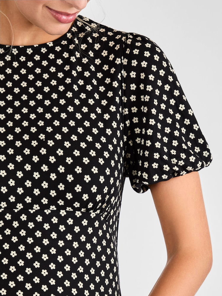 JoJo Maman Bébé Black Ditsy Puff Sleeve Maternity Midi Jersey Dress - Image 5 of 5