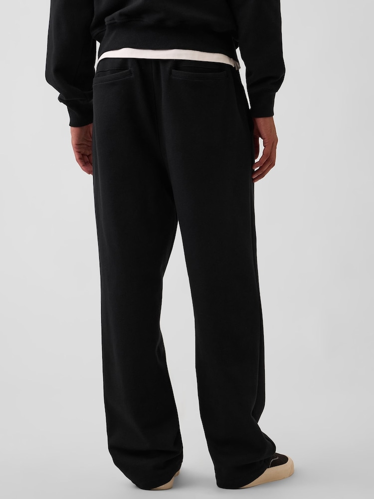 Gap Black Heavyweight Relaxed Joggers - Image 2 of 4 Gap Black Heavyweight Relaxed Joggers - Image 2 of 4
