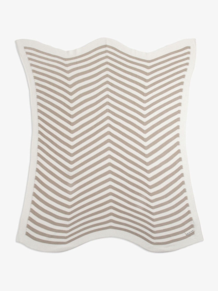 The Little Tailor Baby Chevron Design 100% Cotton Knitted Shawl - Image 3 of 7