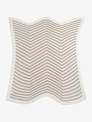The Little Tailor Baby Chevron Design 100% Cotton Knitted Shawl - Image 4 of 7