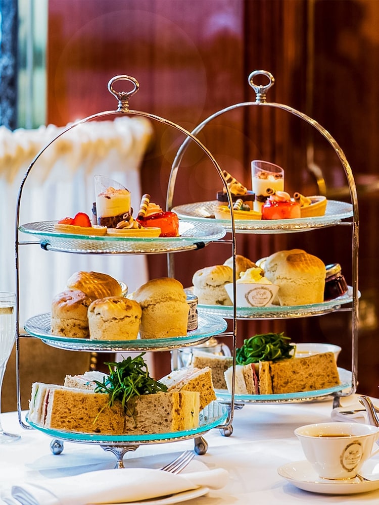 AS Multi West End Theatre and Afternoon Tea for Two Gift Experience - Image 6 of 6 AS Multi West End Theatre and Afternoon Tea for Two Gift Experience - Image 6 of 6