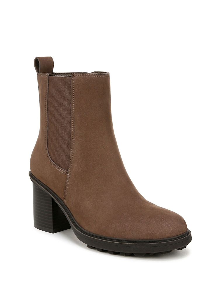 Vionic Truckee Wide Fit Block Heel Leather Ankle Boots - Image 1 of 10