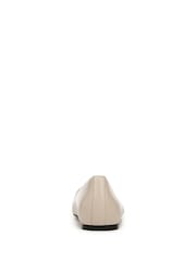 Vionic Wide Fit Hayes Ballet Flats - Image 5 of 10