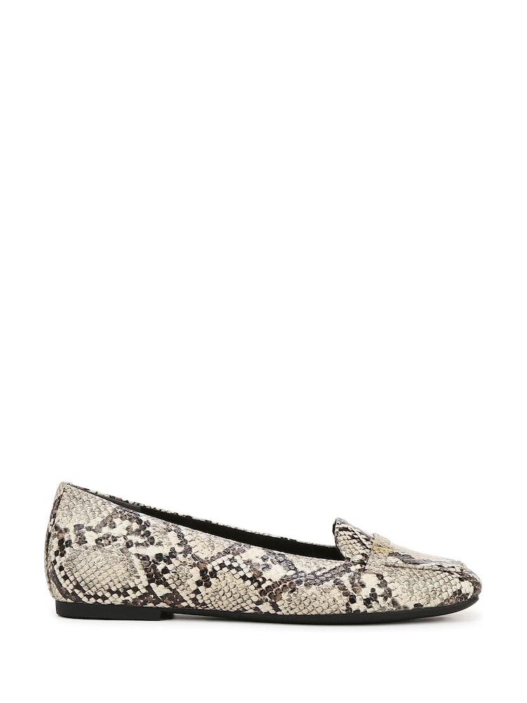 Vionic Wide Fit Hayes Ballet Flats - Image 2 of 10