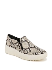 Vionic Kearny Wide Fit Slip-On Trainers - Image 4 of 11