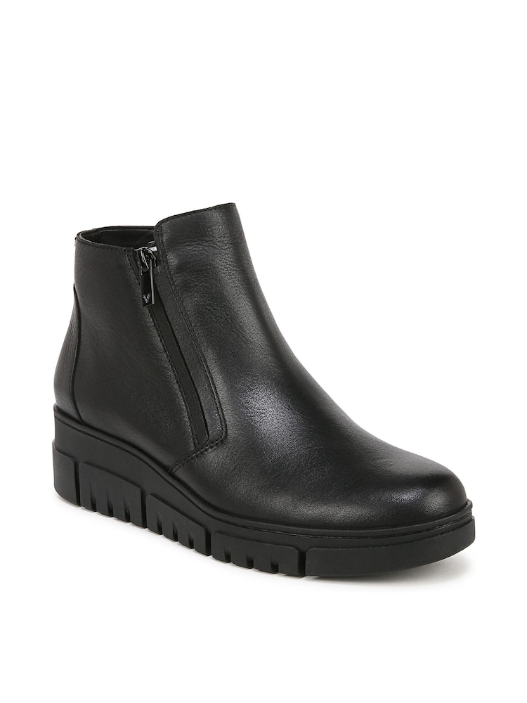 Vionic Uptown Sur Wide Fit Leather Ankle Boots - Image 3 of 10