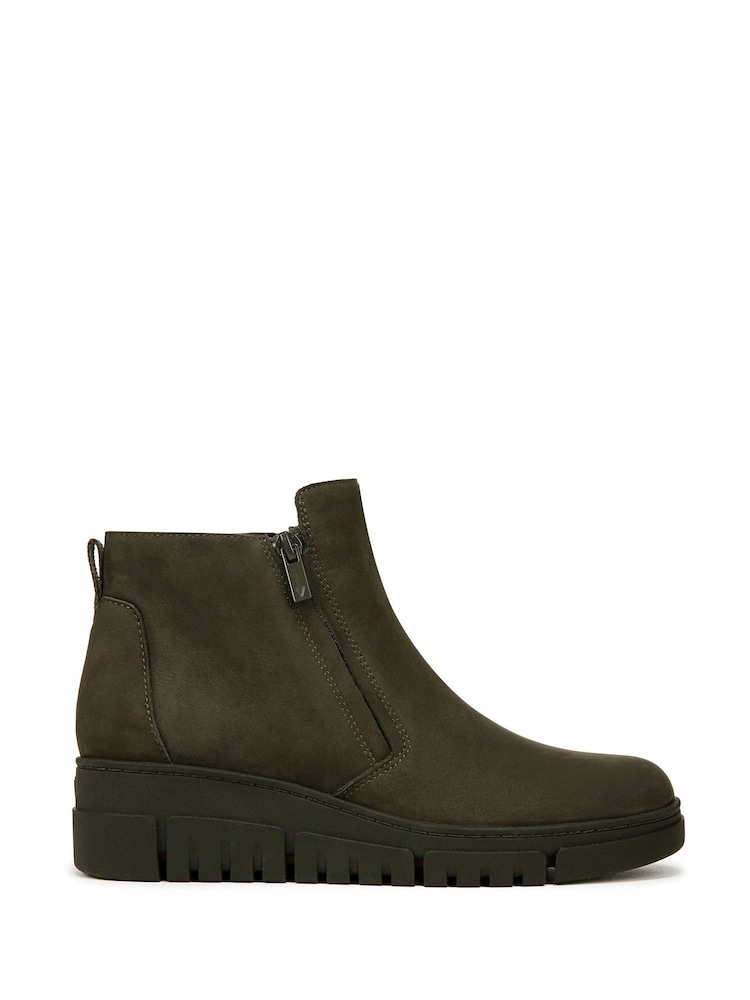 Vionic Uptown Sur Wide Fit Leather Ankle Boots - Image 2 of 11