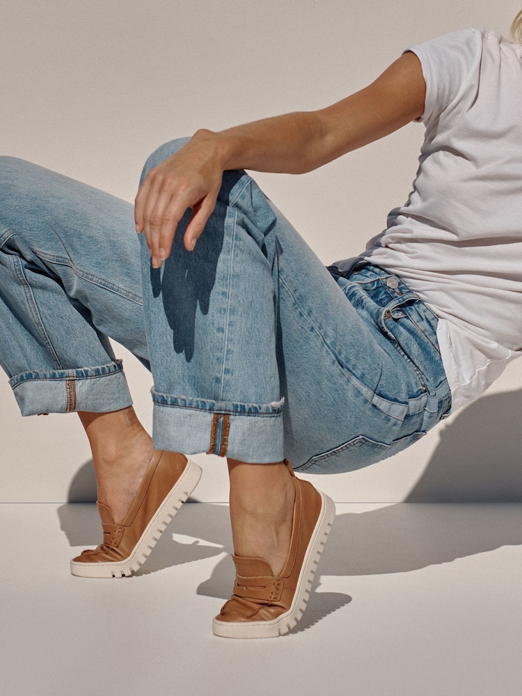 Braun - Vionic – Uptown – Loafers in normaler Passform aus Leder - Bild 2 von 11 Braun - Vionic – Uptown – Loafers in normaler Passform aus Leder - Bild 2 von 11