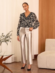 Love & Roses Black Star Ruffle Detail V-Neck Long Sleeve Blouse - Image 3 of 4