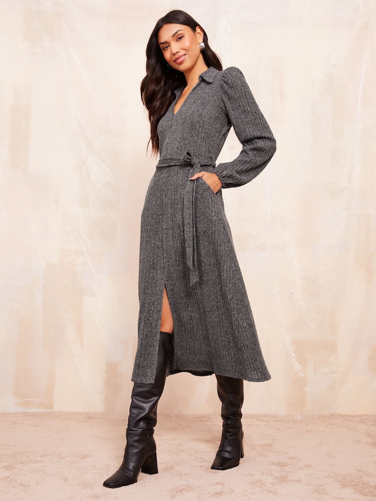 Grau - Friends Like These Kuscheliges Langarm-Midikleid mit offenem Ausschnitt - Bild 1 von 4 Grau - Friends Like These Kuscheliges Langarm-Midikleid mit offenem Ausschnitt - Bild 1 von 4