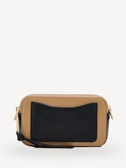 Marc Jacobs Camel The Snapshot Cross-Body Bag - Image 2 of 8