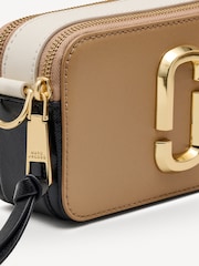 Marc Jacobs Camel The Snapshot Cross-Body Bag - Image 6 of 8