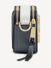 Marc Jacobs Black/Gold The Snapshot Cross-Body Bag - Image 4 of 8
