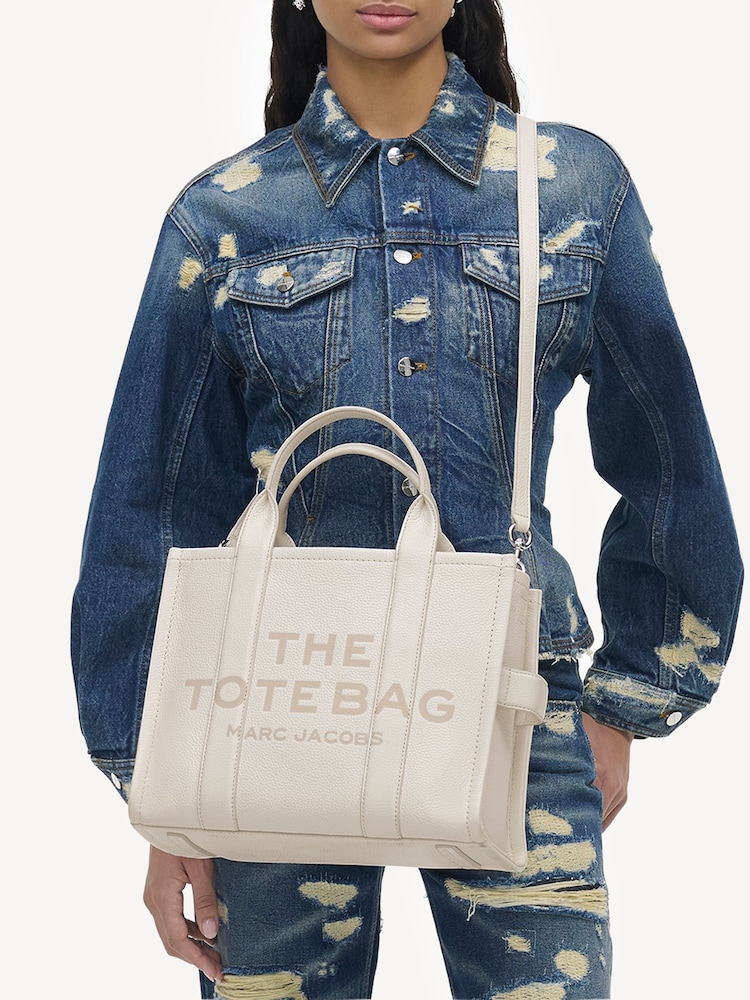 Marc Jacobs White/Silver Medium The Tote Bag - Image 2 of 8 Marc Jacobs White/Silver Medium The Tote Bag - Image 2 of 8