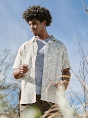 FatFace Grey Short Sleeve Beeble Geo Print Shirt - Image 1 of 2