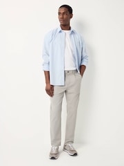 Blanco crudo - Lightweight Stretch Chino Trousers - Imagen 2 de 10