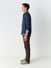 Marrón - Lightweight Stretch Chino Trousers - Imagen 4 de 10