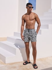 Black/White Printed Seersucker Swim Shorts - Image 4 of 9