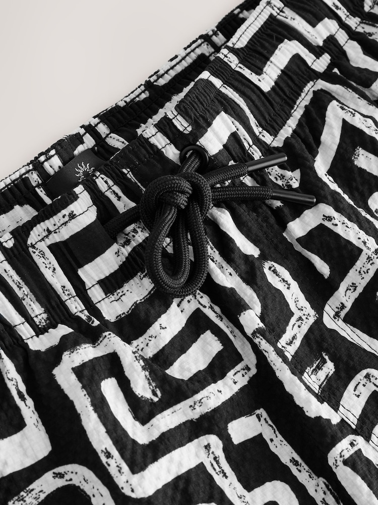 Black/White Printed Seersucker Swim Shorts - Image 8 of 9
