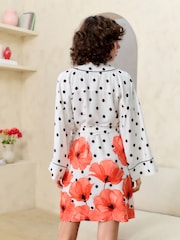 Bath & Body Works White/Red Poppy Lightweight Robe - Image 3 of 6