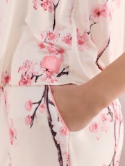Bath & Body Works Cream Japanese Cherry Blossom Racer Pyjama Set - Image 5 of 8