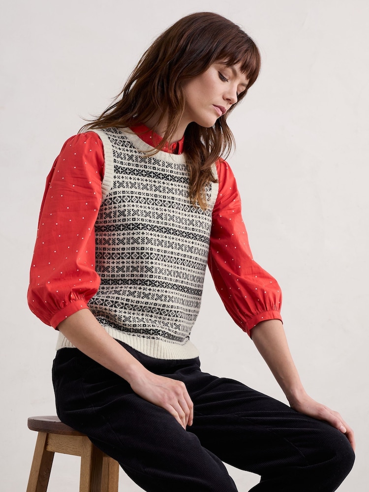 Seasalt Cornwall Natural Percella Cove Vest - Image 1 of 5 Seasalt Cornwall Natural Percella Cove Vest - Image 1 of 5