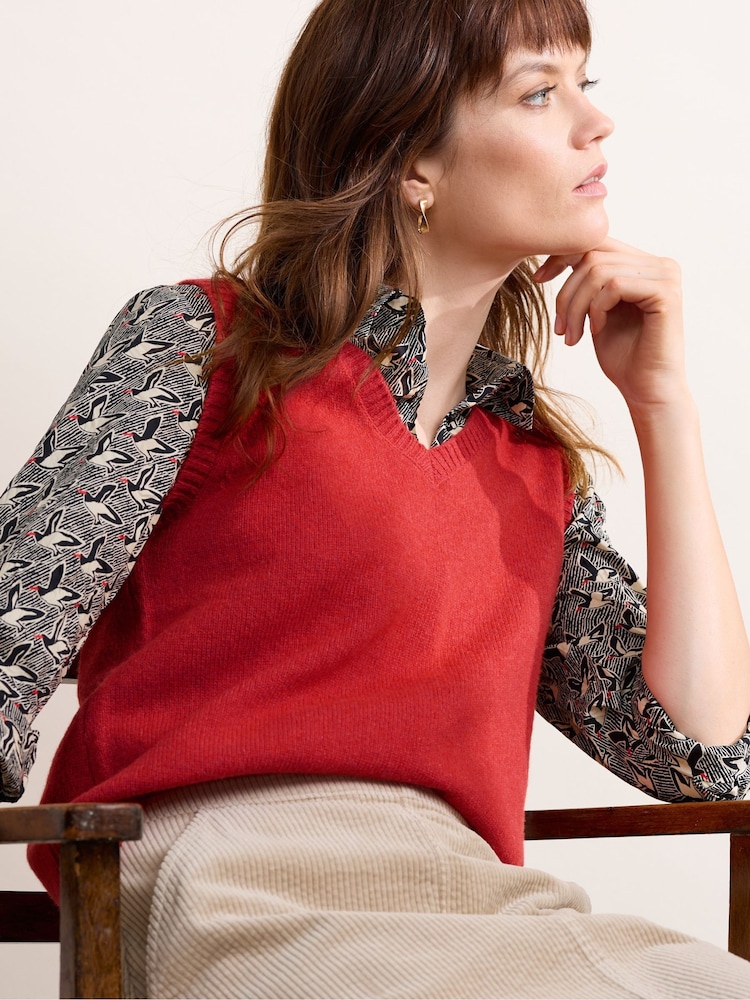 Seasalt Cornwall East View Vest V-Neck Vest - Image 1 of 7