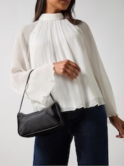Ro&Zo White Crinkle Flared Sleeve Blouse - Image 3 of 4